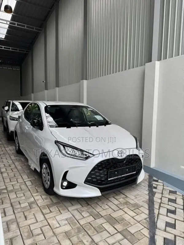 Toyota Yaris G-GRADE LED 4WAY BSM 2026