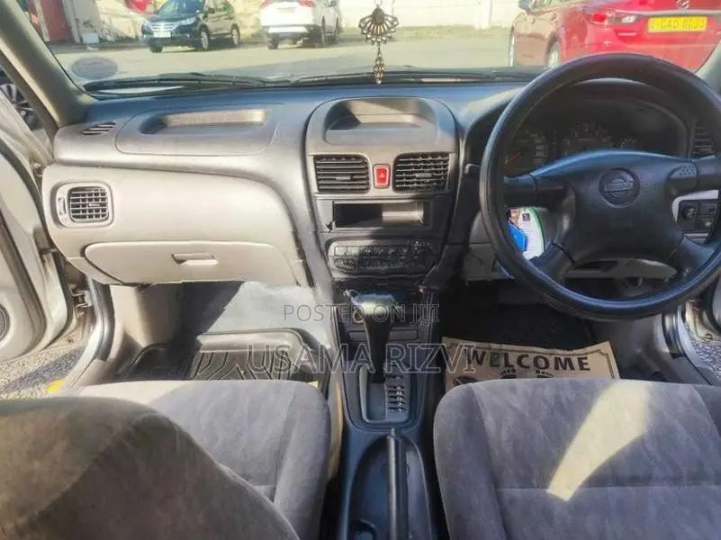Nissan Sunny N16 2000