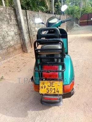 Vespa SXL 150 2002