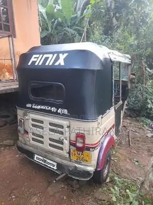 Bajaj RE 2005