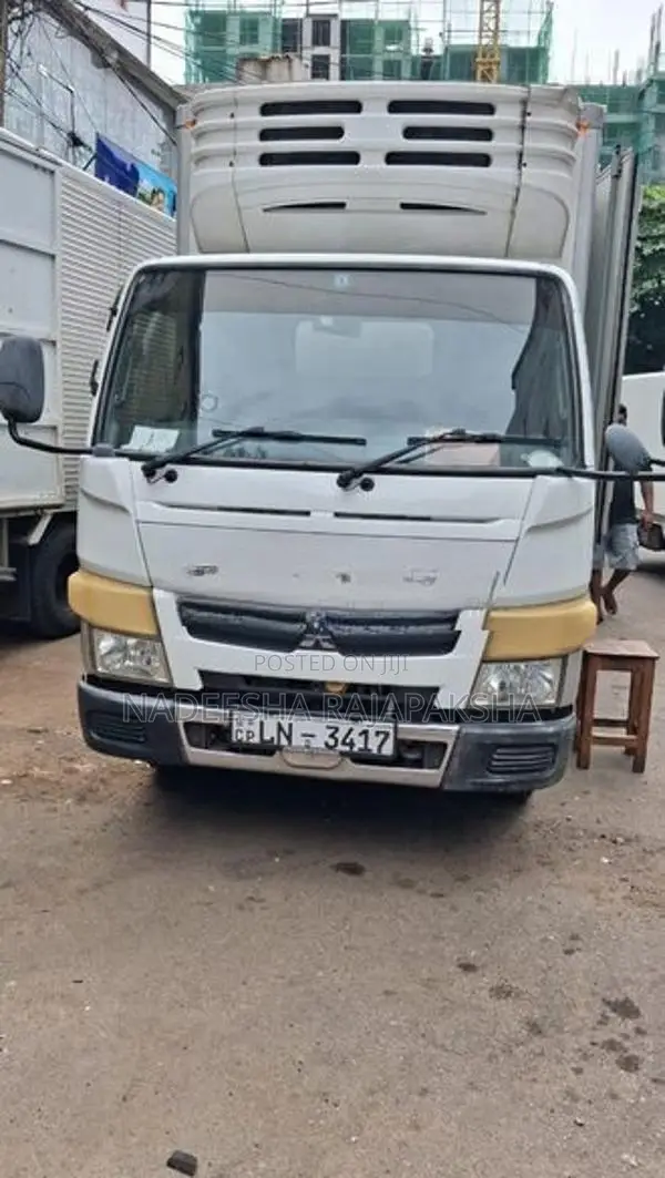 Mitsubishi Fuso 2013