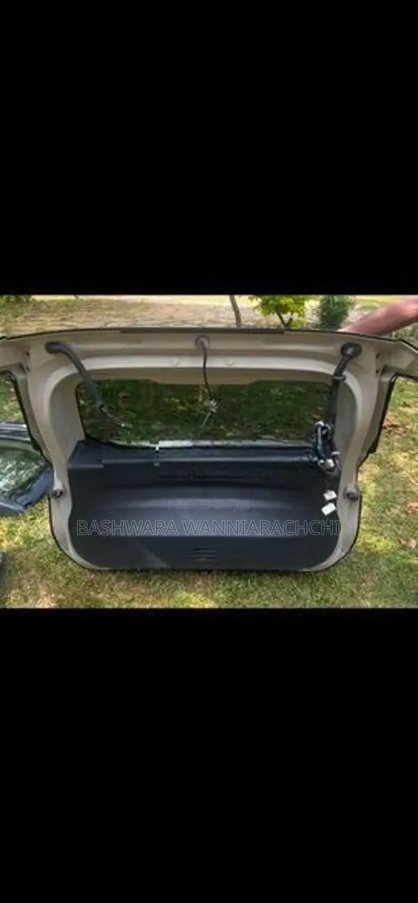 Nissan xtrail dicky door