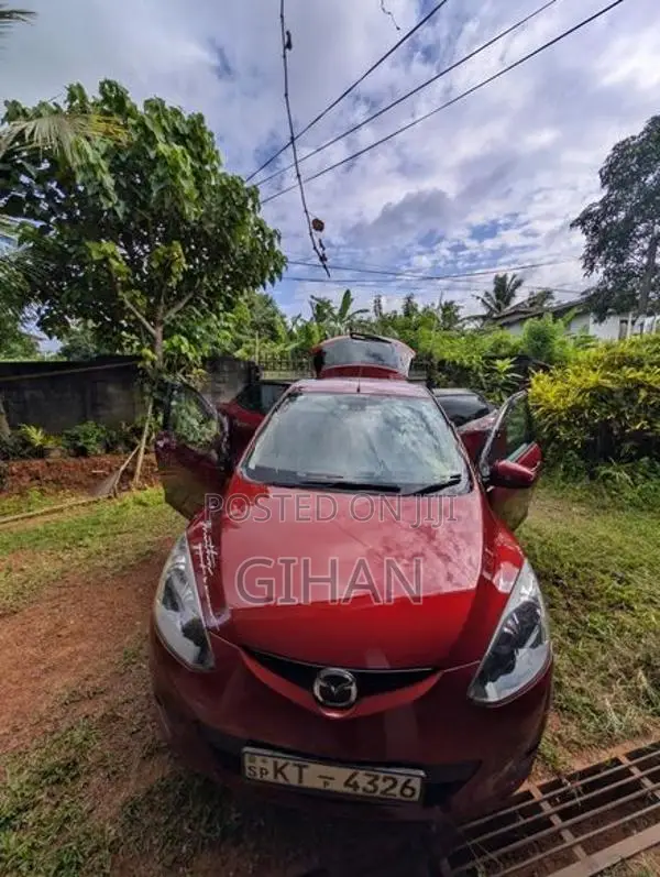 Mazda Demio 2012