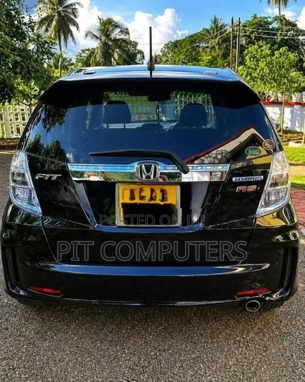 Honda Fit RS Hybrid 2013