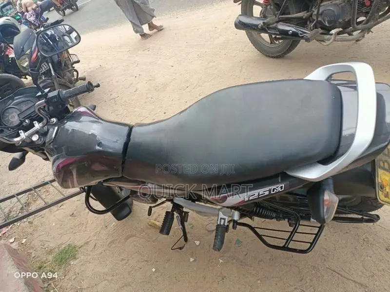 Bajaj Discover 125 2015