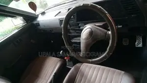 Nissan Sunny 1989