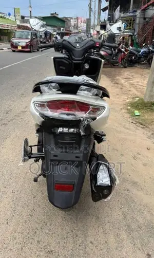 Suzuki Burgman 2026