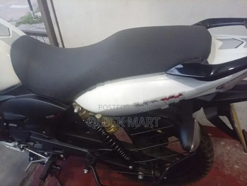 TVS Apache RTR 180 2013