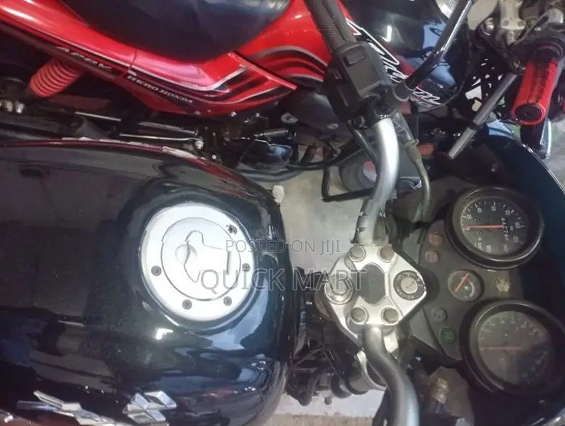 Bajaj Pulsar 150 2007