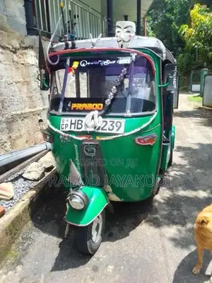 Bajaj RE 2003