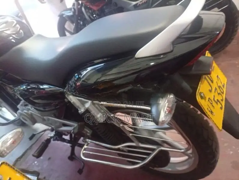 Bajaj Pulsar 150 2007