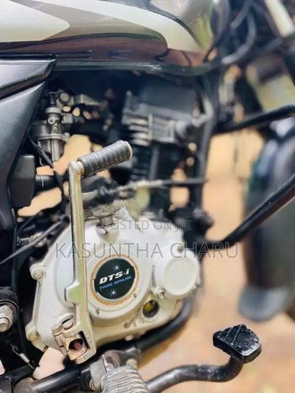 Bajaj Platina 100 2018