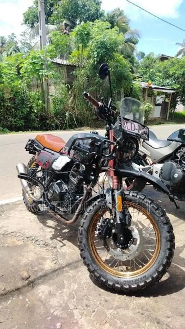 Triumph 3TA Forte Scrambler 2025