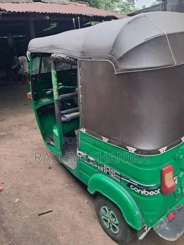 Bajaj RE Green 2004