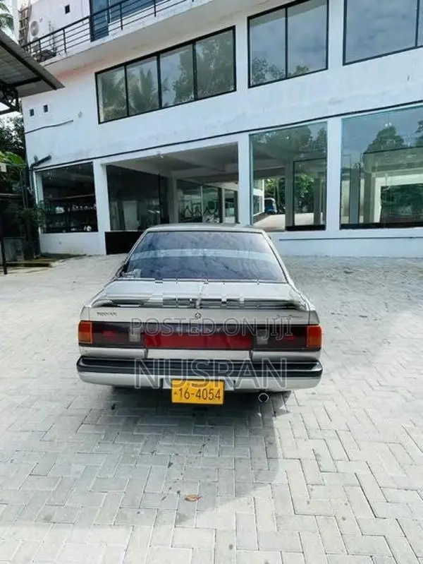 Nissan Sunny HB12 1989