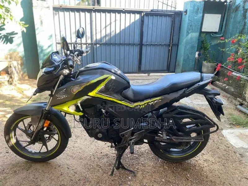 Honda CB Hornet 160R 2018