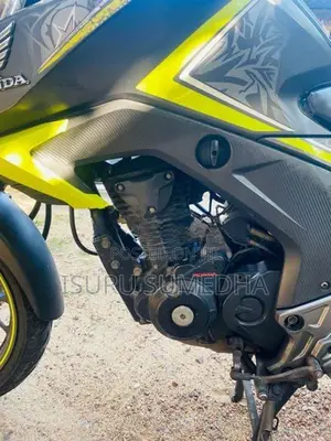 Honda CB Hornet 160R 2018