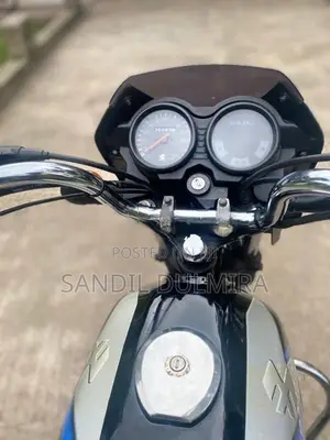 Bajaj CT100 2014