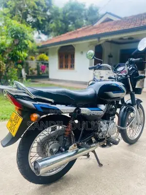 Bajaj CT100 2014