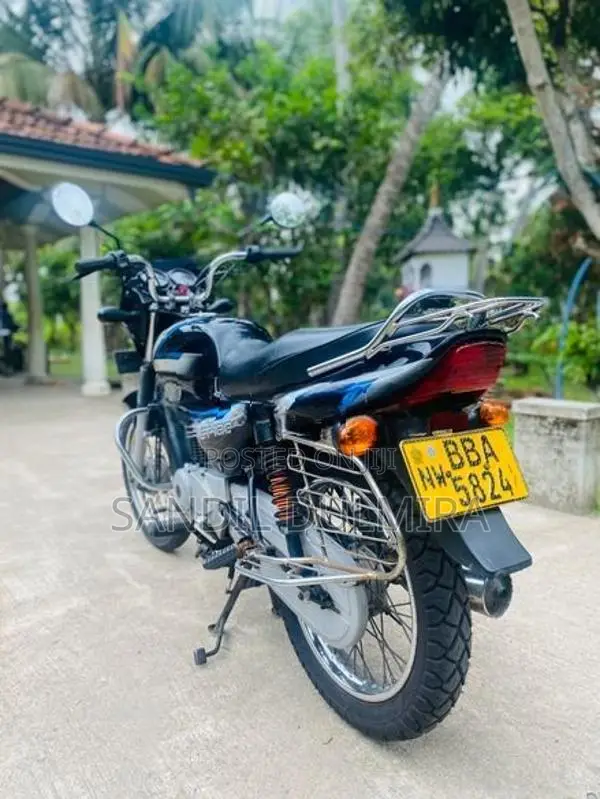 Bajaj CT100 2014