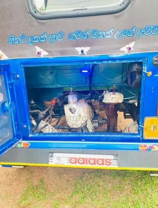 Bajaj RE 2 Stroke 2005