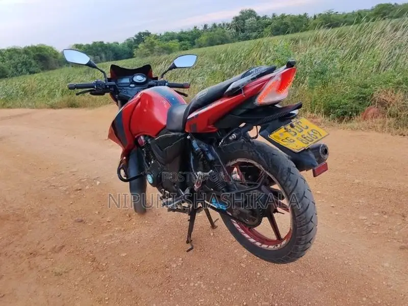 TVS Apache 2015