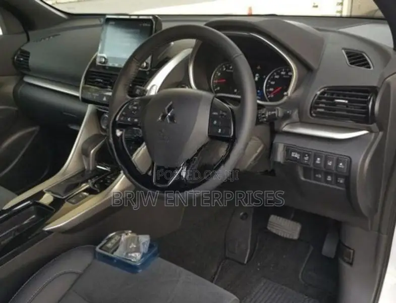 Mitsubishi Eclipse Cross G grade 2025
