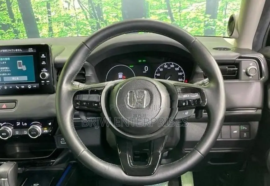 Honda Vezel Z premium 2024