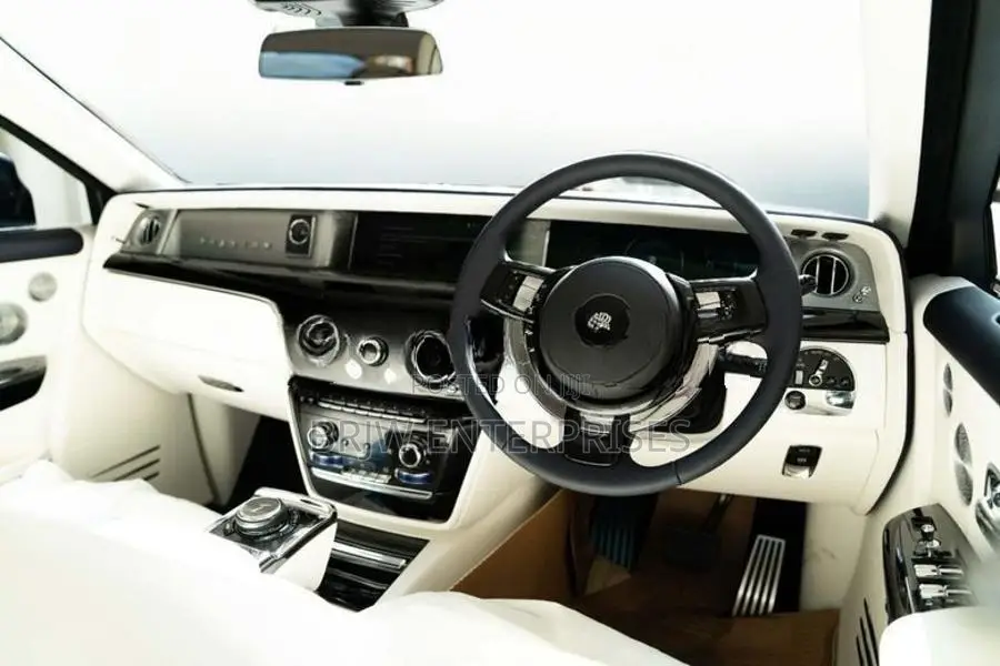 Rolls-Royce Panthom Extended 2026