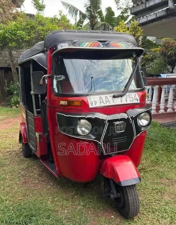 Bajaj RE Three Wheeler 2014