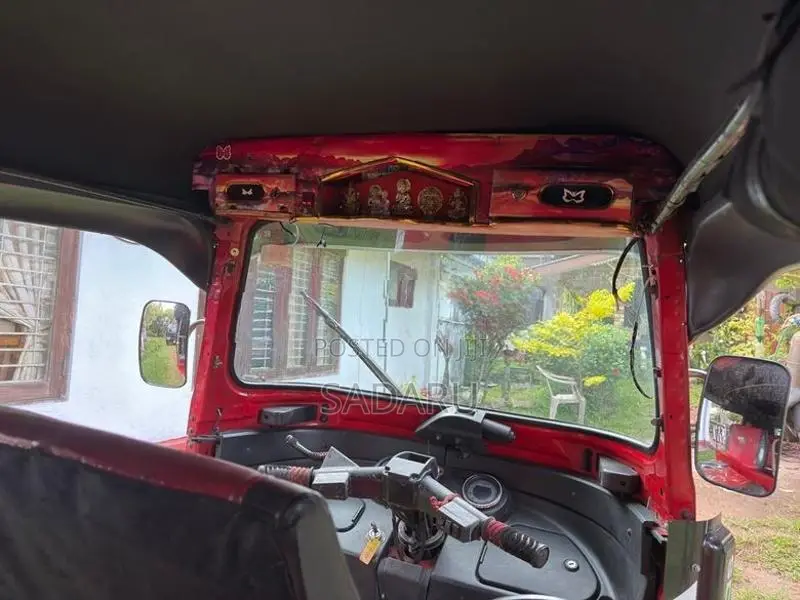 Bajaj RE Three Wheeler 2014