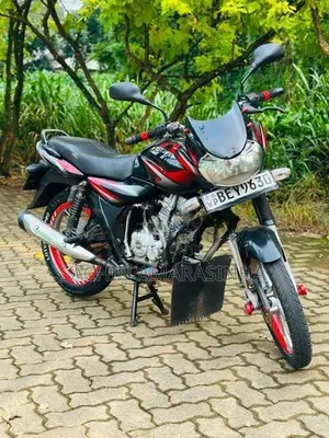 Bajaj Discover 125 2017
