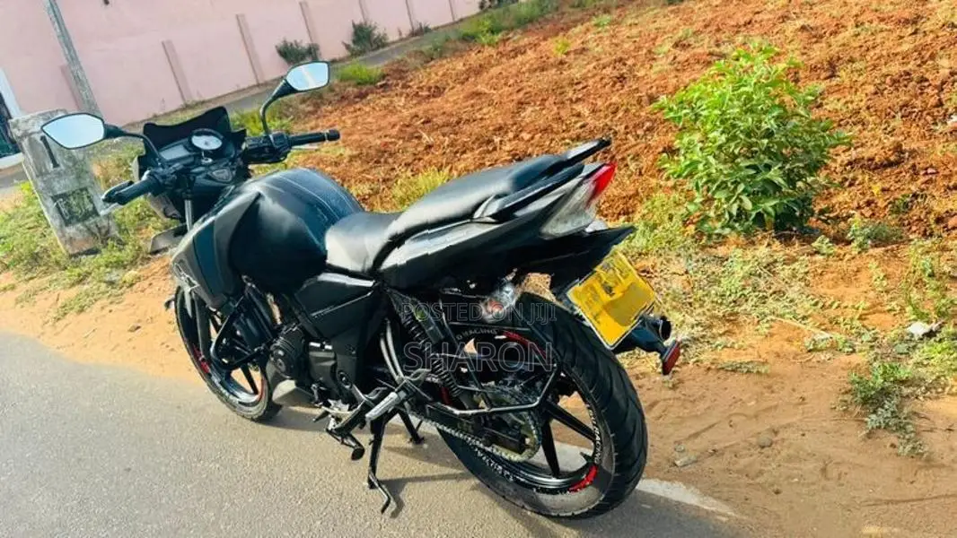 TVS Apache RTR 160 2014