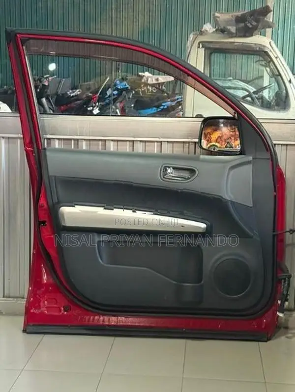 Nissan X Trail NT31 Front Door Panel ( Only )