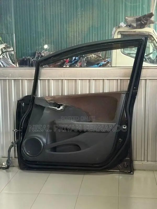 Honda Fit GP1 / GP2 Front Door Panel ( Only )