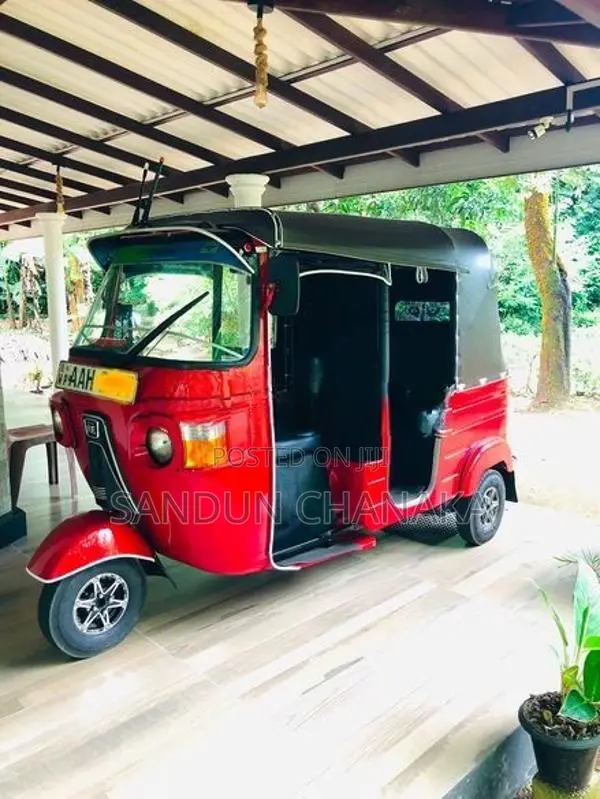 Bajaj RE AAH-2997 2013