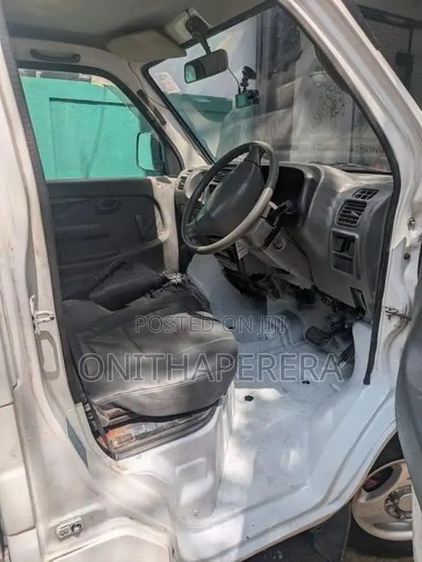 Suzuki Carry 2001