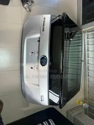 Toyota Prius 30 Diki Door Complete