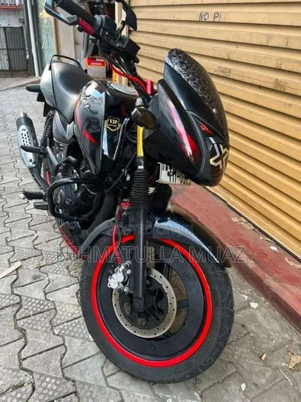 Bajaj Pulsar 180 2007