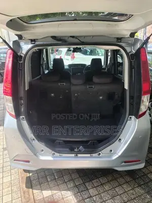Toyota Roomy 2023