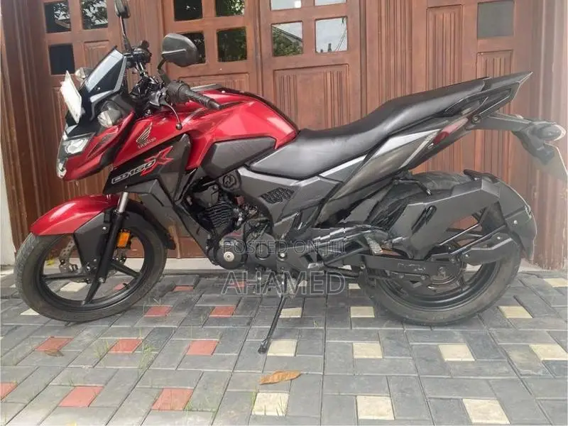 Honda X-Blade CB 160 2020