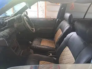 Isuzu Gemini JT600 1987