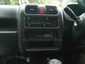 Suzuki Carry 2011