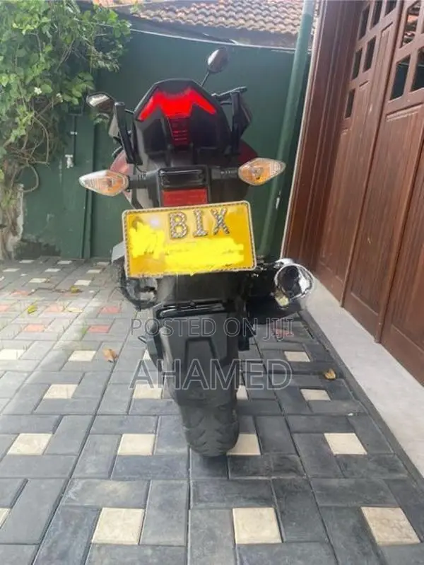 Honda X-Blade CB 160 2020