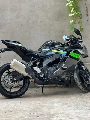 Kawasaki Ninja ZX-25R SE 2026