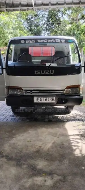 Isuzu Elf 4HG1 2000