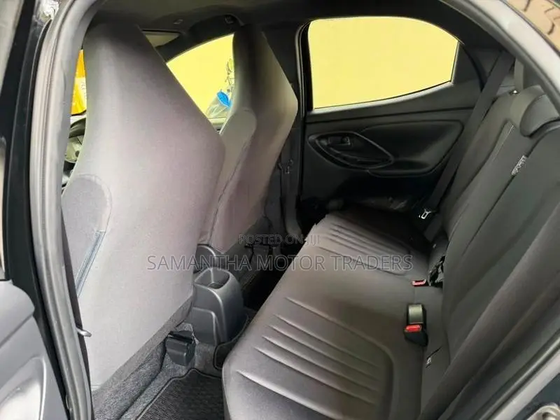 Toyota Yaris X Grade 2024