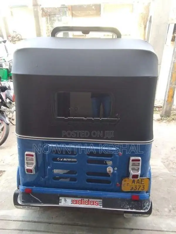 Bajaj RE 2013