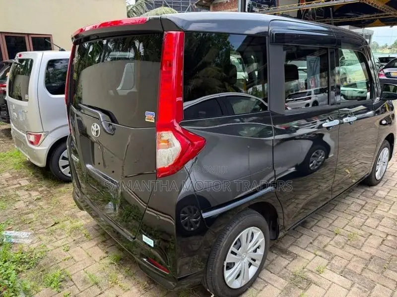 Toyota Roomy X Grade 2023