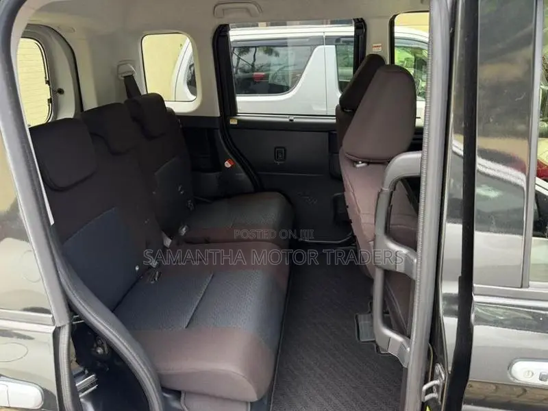 Toyota Roomy X Grade 2023